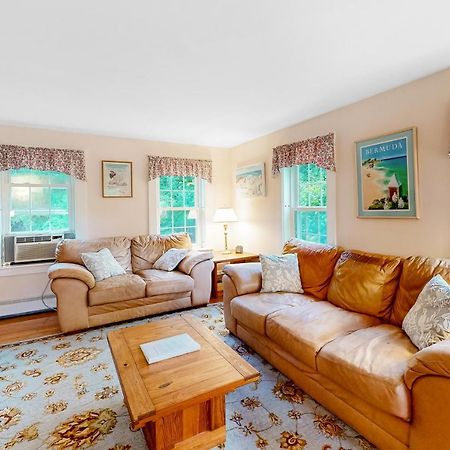 Villa Cape Me Away Gilford Exterior foto